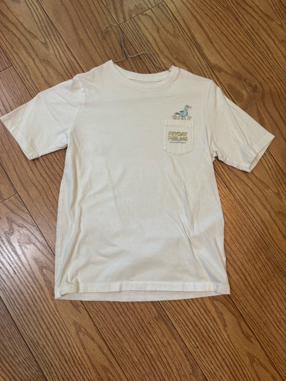 Vineyard Vines Boys Summertime T-shirt 
Size Medium